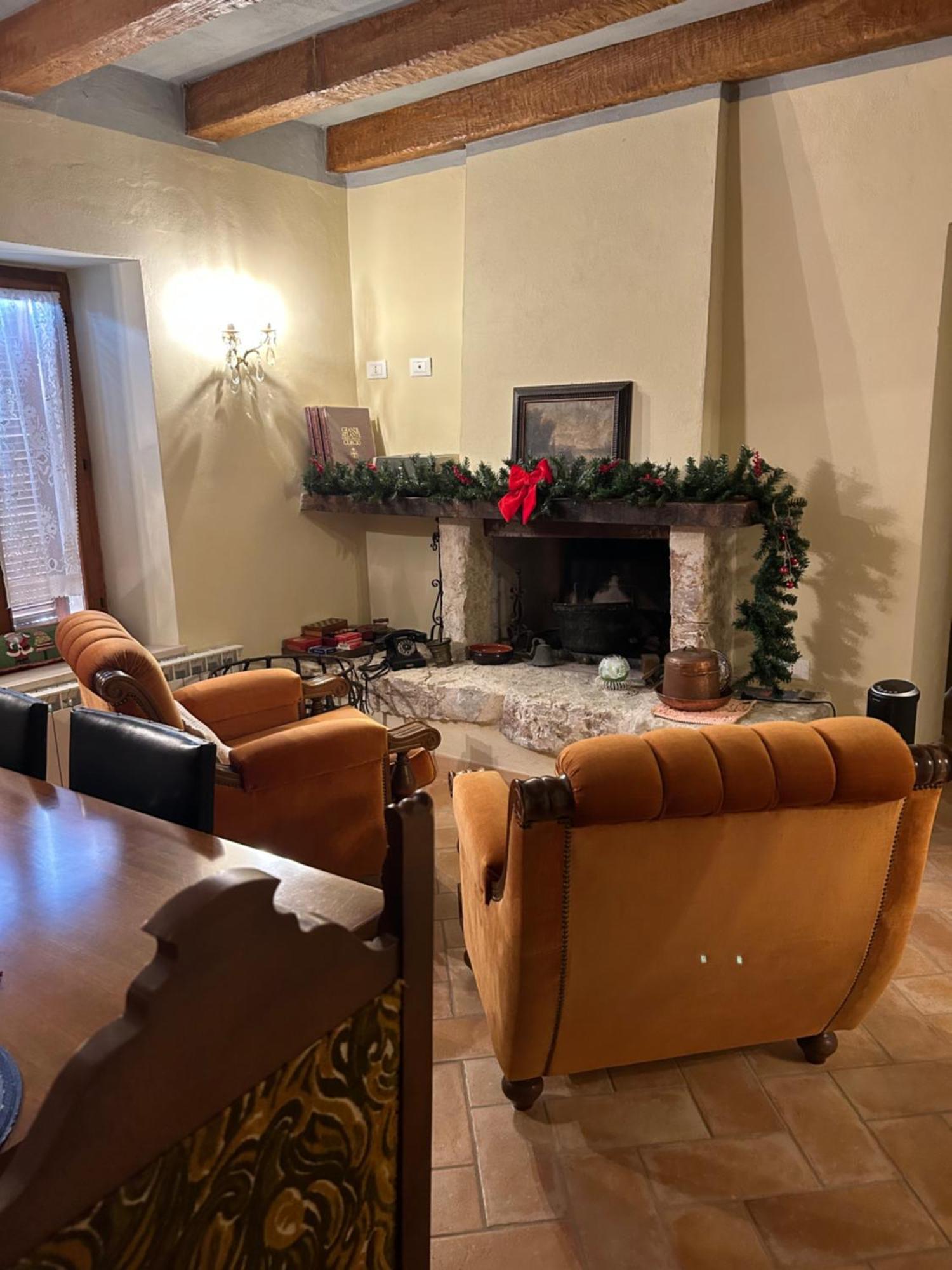 Appartamento Storico A Valle San Martino Di Spoleto Exterior photo