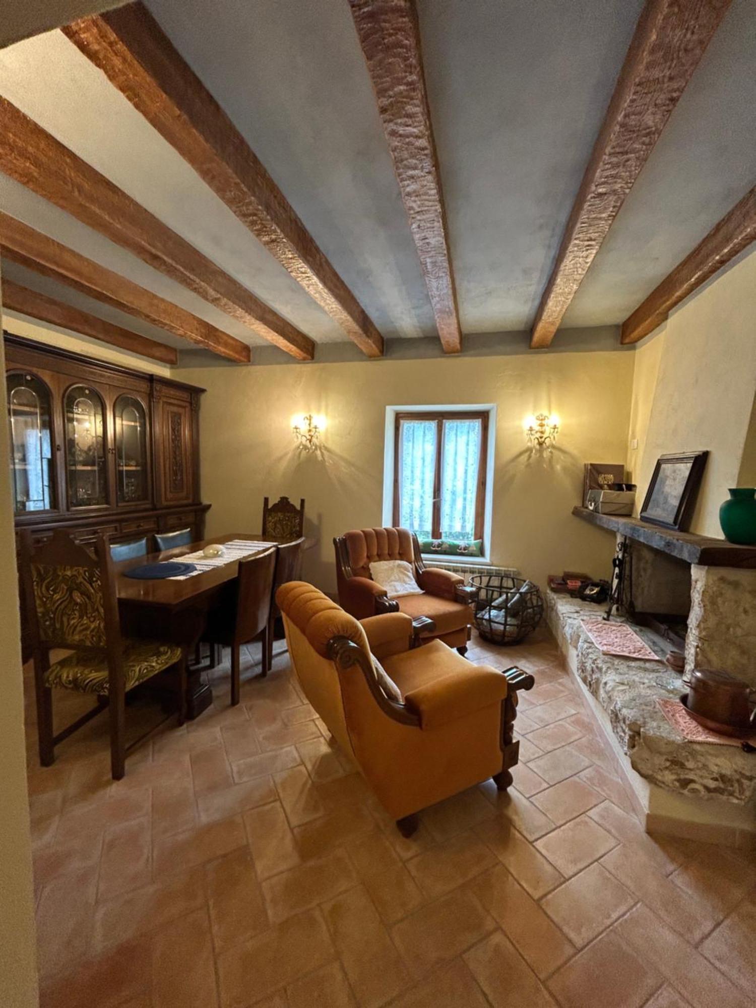 Appartamento Storico A Valle San Martino Di Spoleto Exterior photo