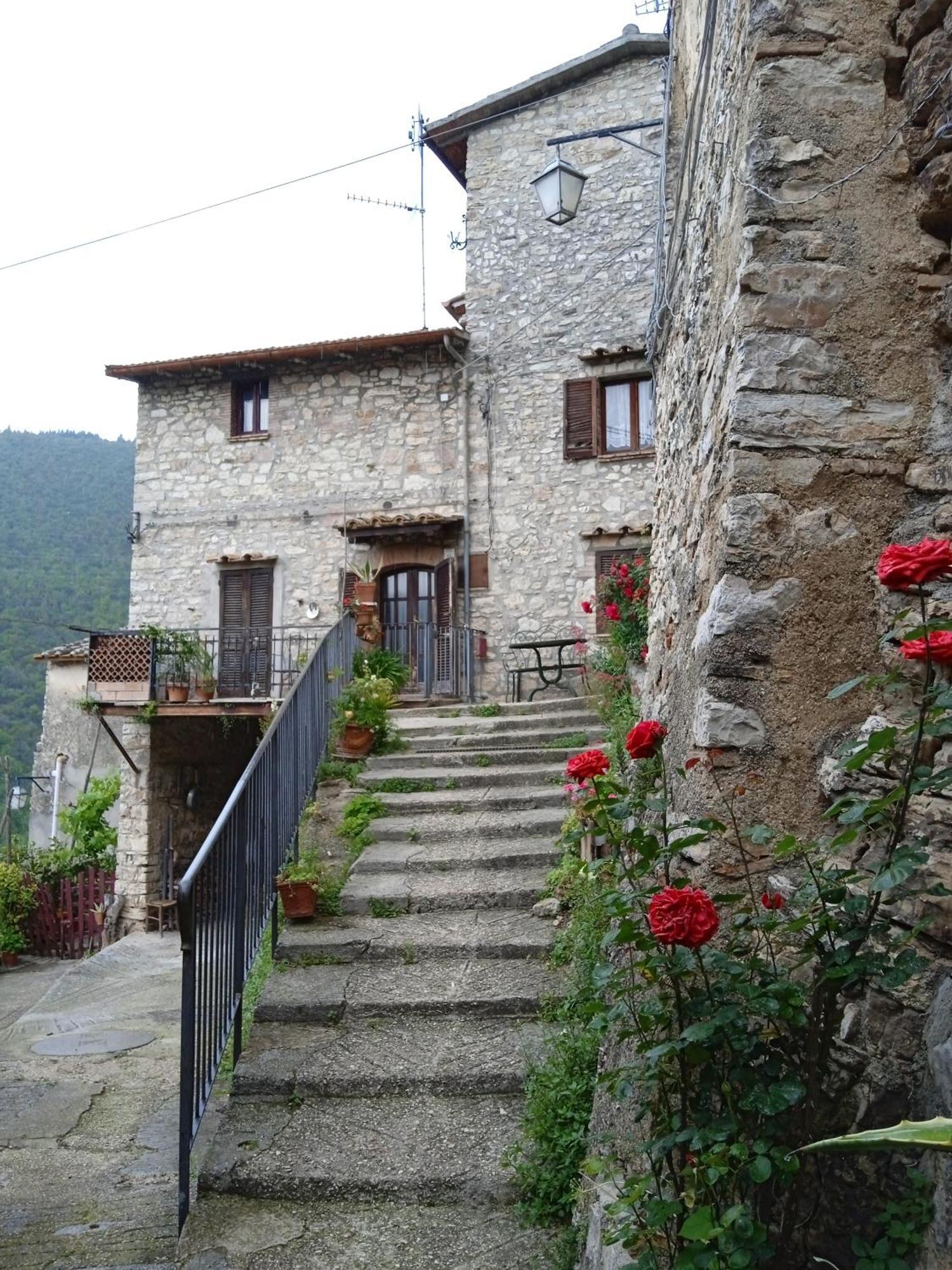 Appartamento Storico A Valle San Martino Di Spoleto Exterior photo
